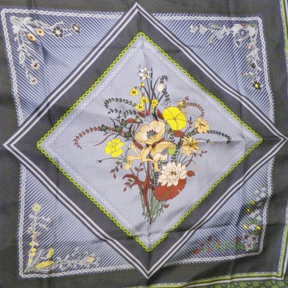 Tory Burch $228 Homage to the Flower Silk Square - Picture 2 of 4